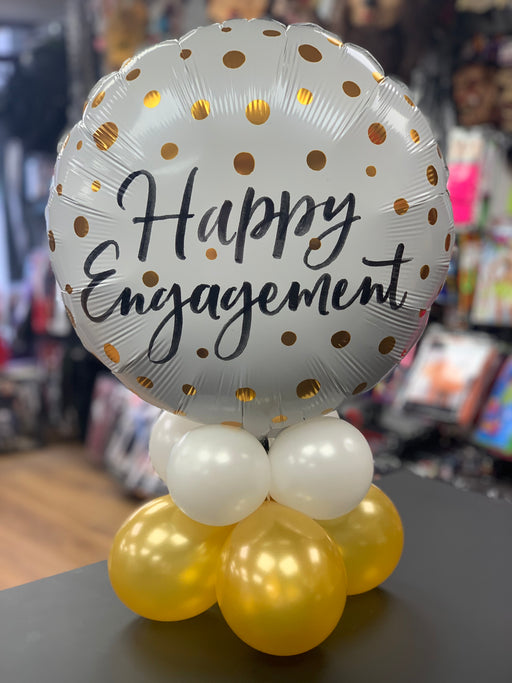 Happy Engagement Mini Table Decorations